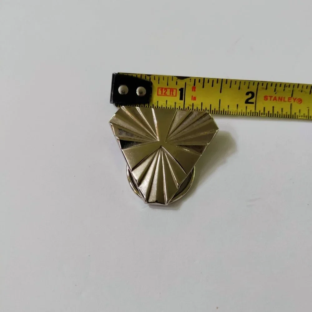 2/$20 Vtg Jeri-lou Silver Tone Triangle Scarf Dress Clip Etched Art Deco MCM